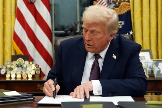 Trump_1020